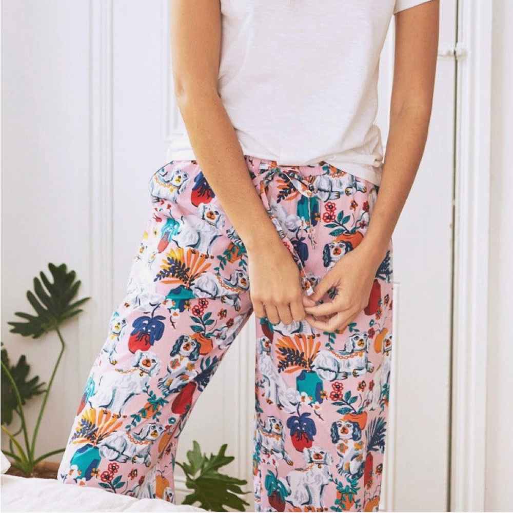 Printfresh Good Dog Vintage pink cropped Pajama pantst NEW IN PACKAGING LARGE